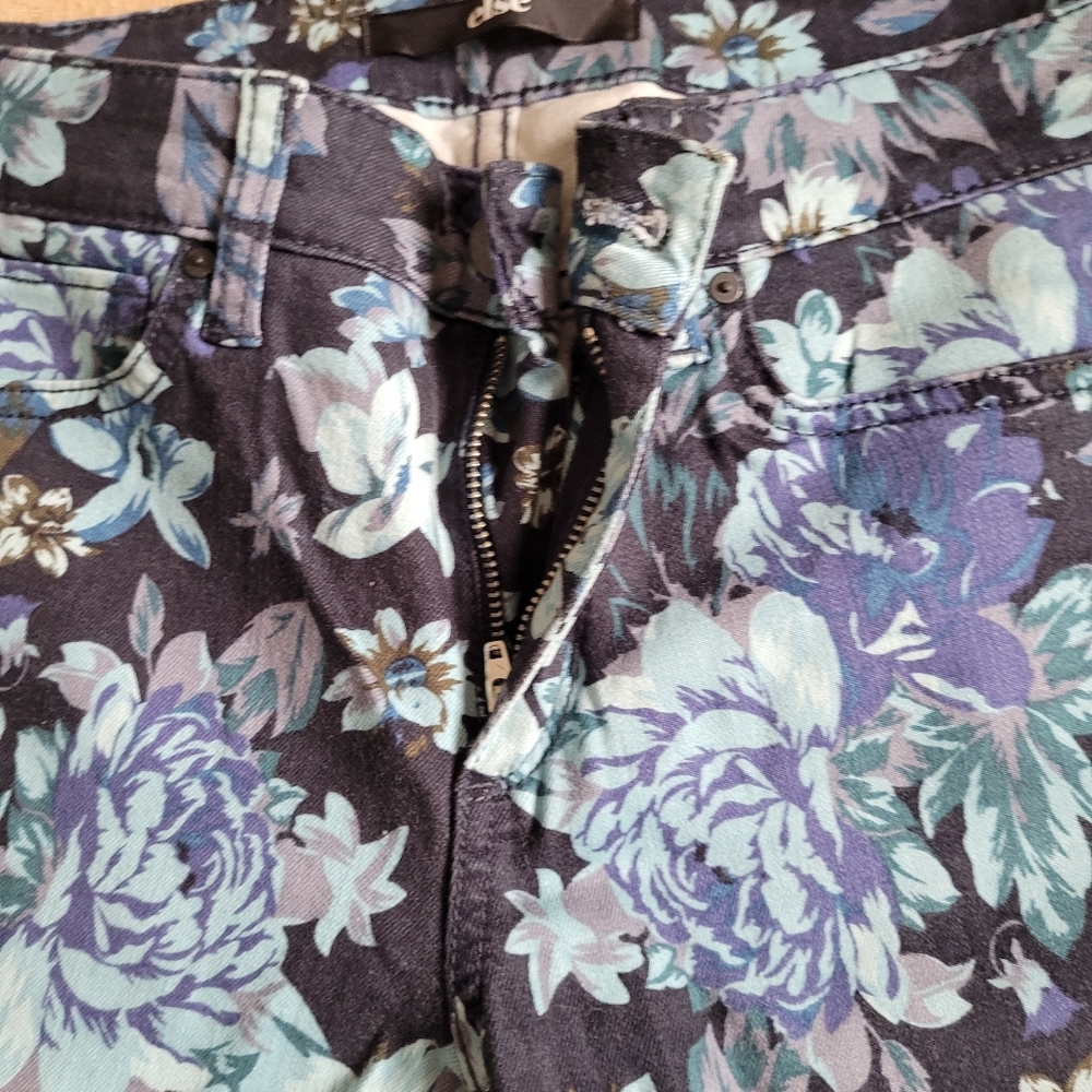 ELSE FLORAL SKINNY JEANS SIZE 26w - Picture 11 of 11